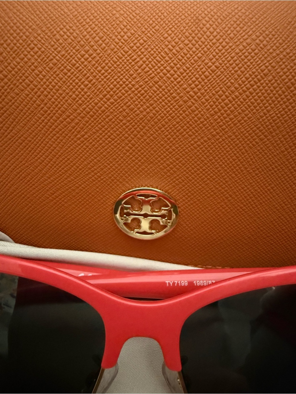 Tory Burch TY7199 Miller Cat-Eye Sunglasses in coral NWOT - Picture 5 of 6